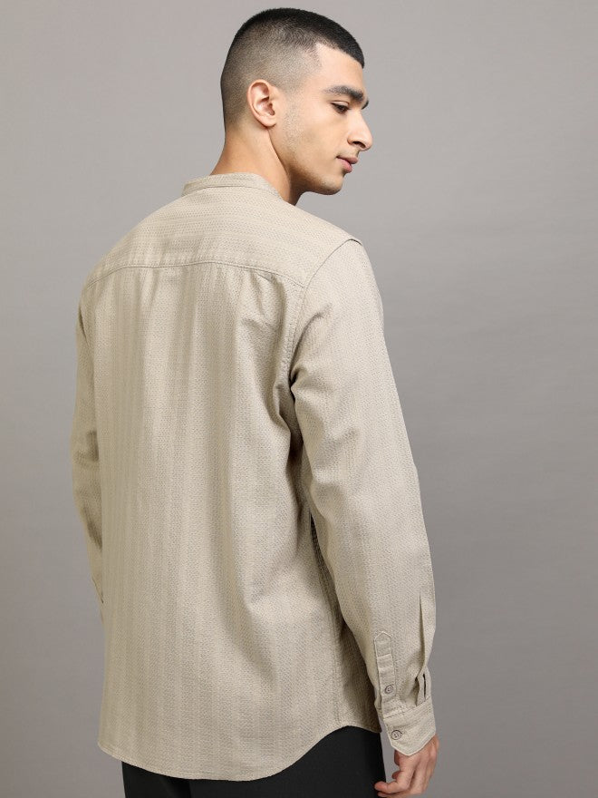 Highlander Men Beige Textured Regular Fit Casual Shirt - Beige - Image 3