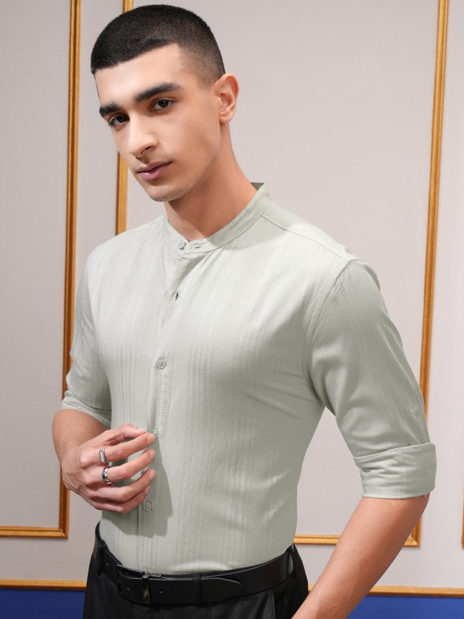Highlander Men Green Textured Regular Fit Casual Shirt - Green - Image 4