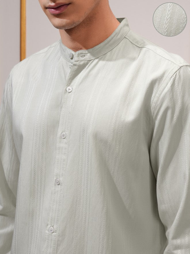 Highlander Men Green Textured Regular Fit Casual Shirt - Green - Image 5