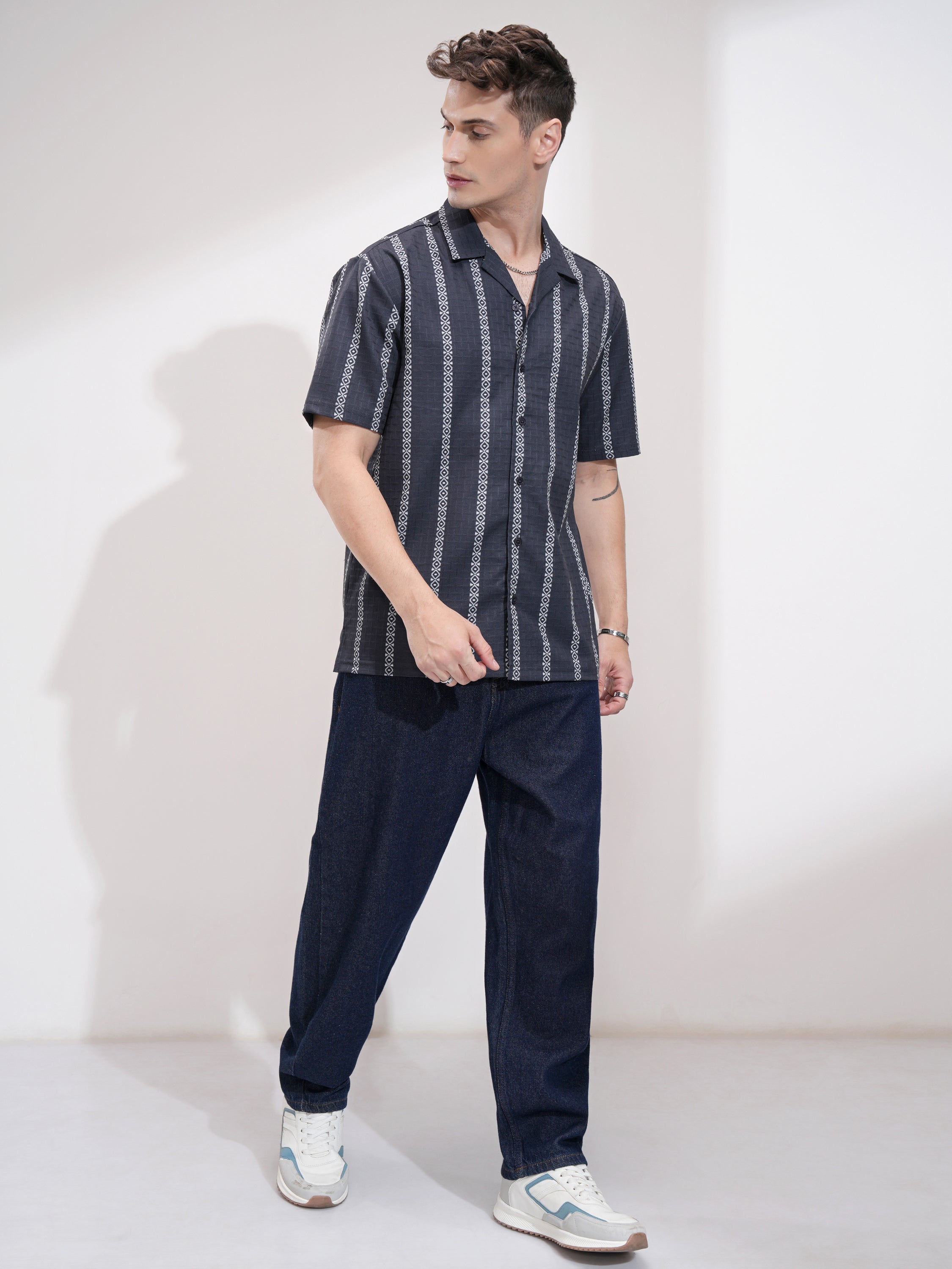 Highlander Men Navy Blue Self Design Relaxed Fit Casual Shirt - Navy Blue - Image 2
