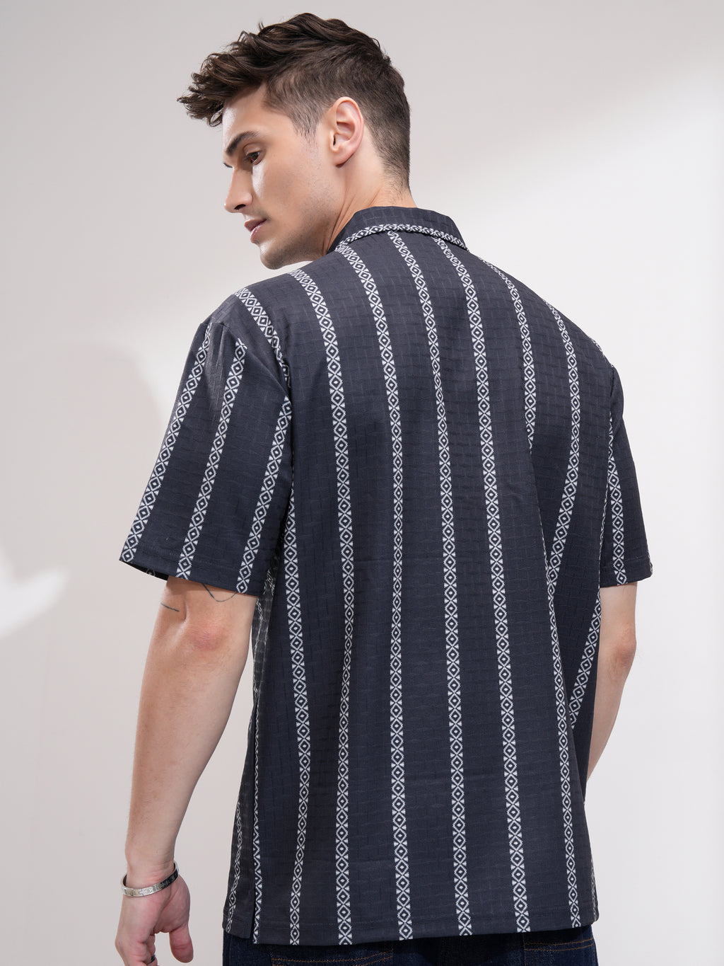 Highlander Men Navy Blue Self Design Relaxed Fit Casual Shirt - Navy Blue - Image 3