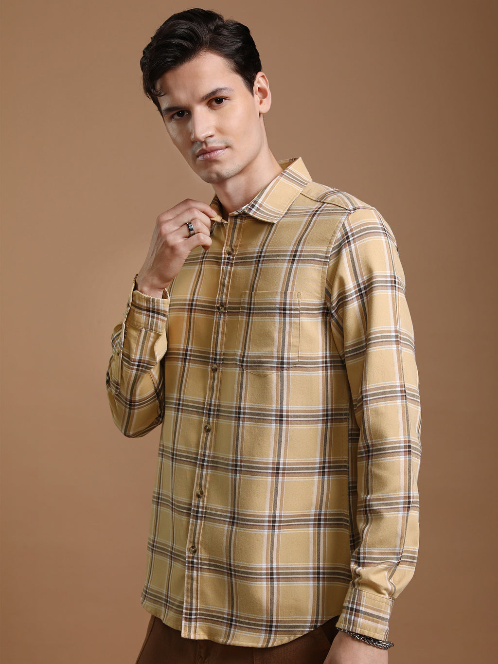 Highlander Men Beige Checked Regular Fit Casual Shirt - Beige - Image 4