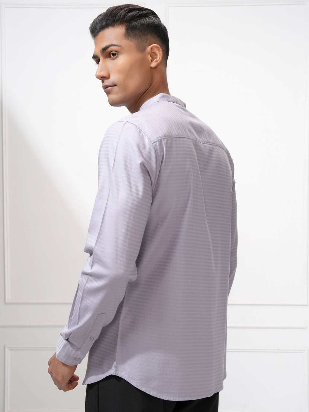 Highlander Men Mauve Self Design Regular Fit Casual Shirt - Mauve - Image 3