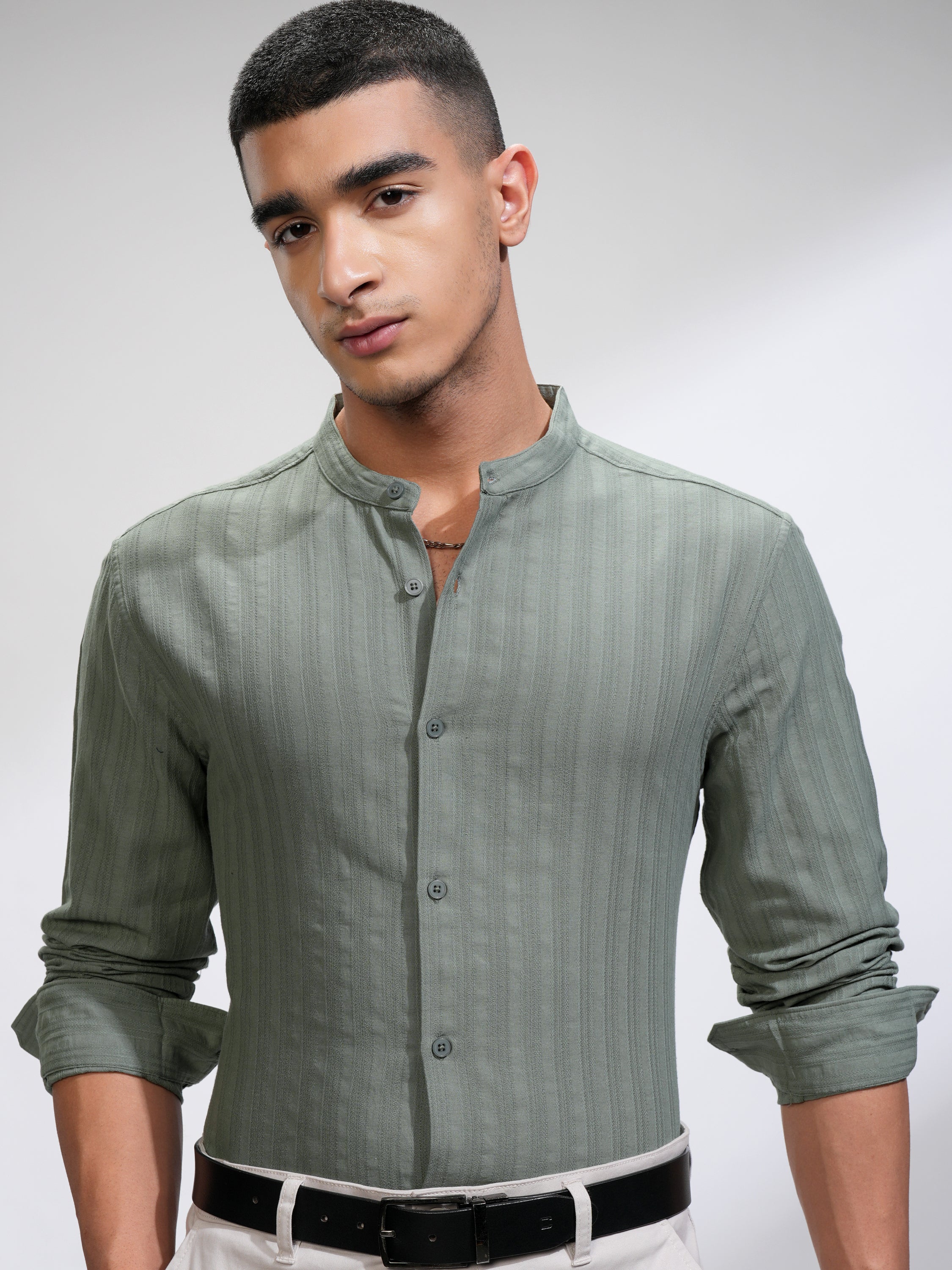 Highlander Men Green Self Design Regular Fit Casual Shirt - Green - Image 1