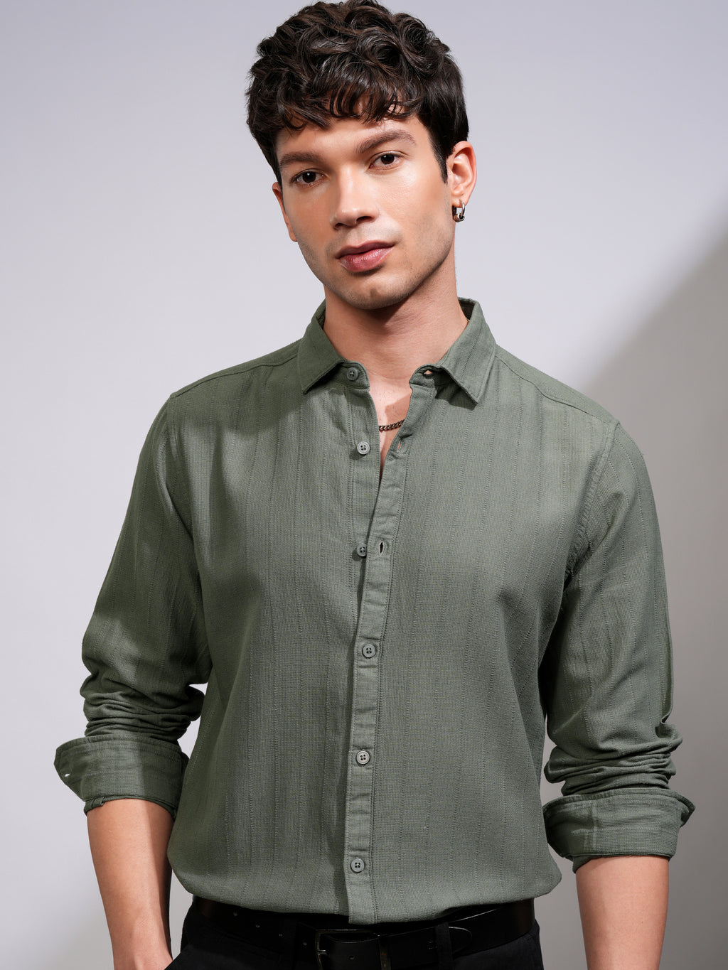 Highlander Men Green Self Design Regular Fit Casual Shirt - Green - Image 1