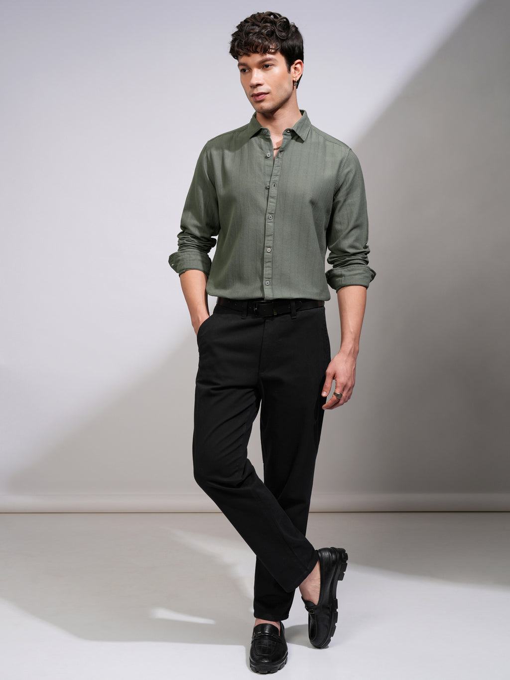 Highlander Men Green Self Design Regular Fit Casual Shirt - Green - Image 2