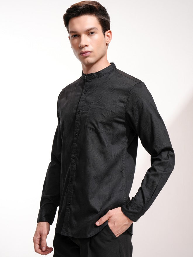 Highlander Men Black Textured Regular Fit Casual Shirt - Black - Image 4