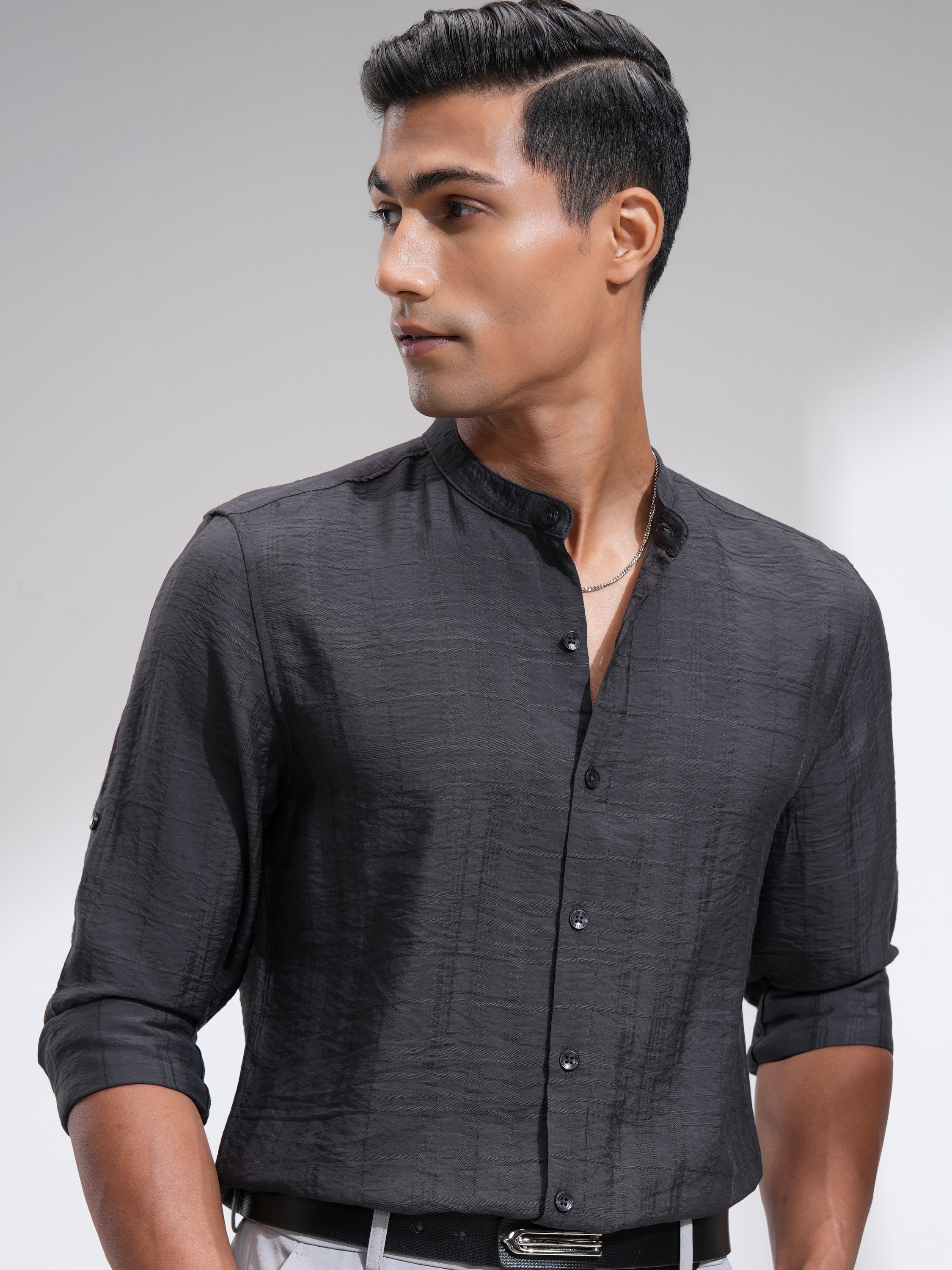 Highlander Men Grey Textured Regular Fit Casual Shirt - Grey - Image 1
