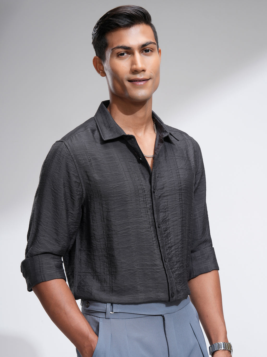 Highlander Men Grey Textured Slim Fit Casual Shirt - Charcoal - Image 6