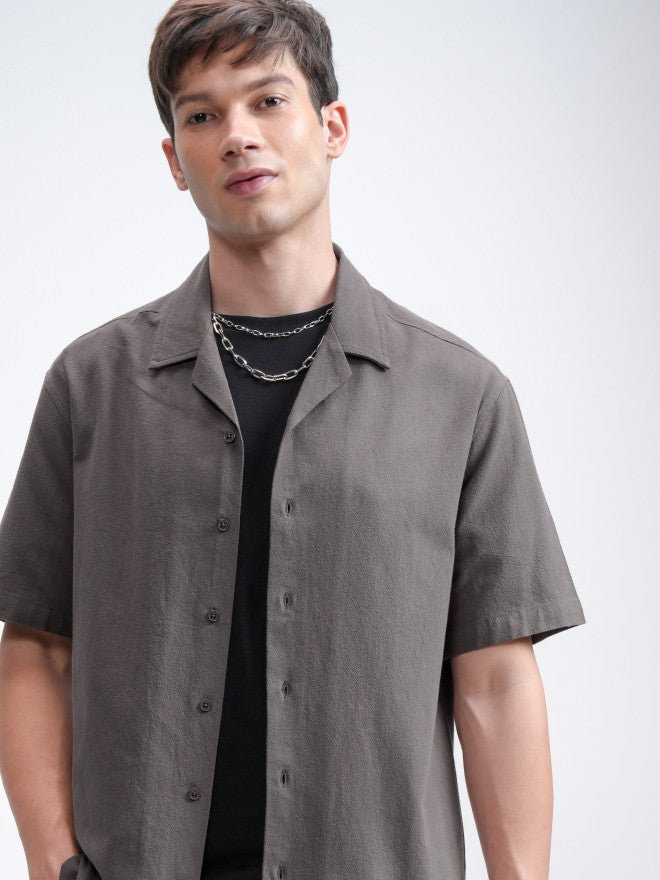 Highlander Men Grey Solid Relaxed Fit Casual Shirt - Grey - Image 1