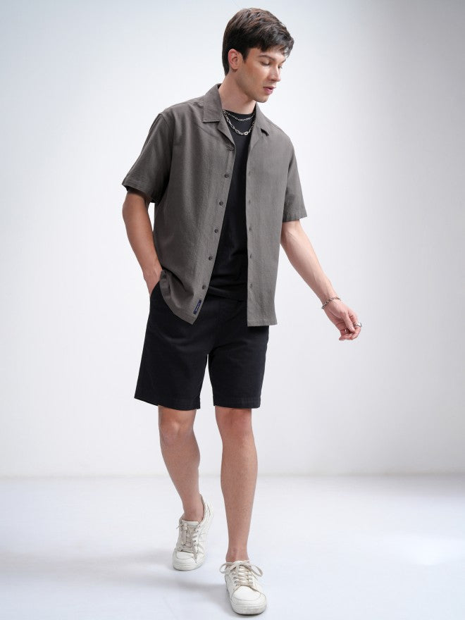 Highlander Men Grey Solid Relaxed Fit Casual Shirt - Grey - Image 2