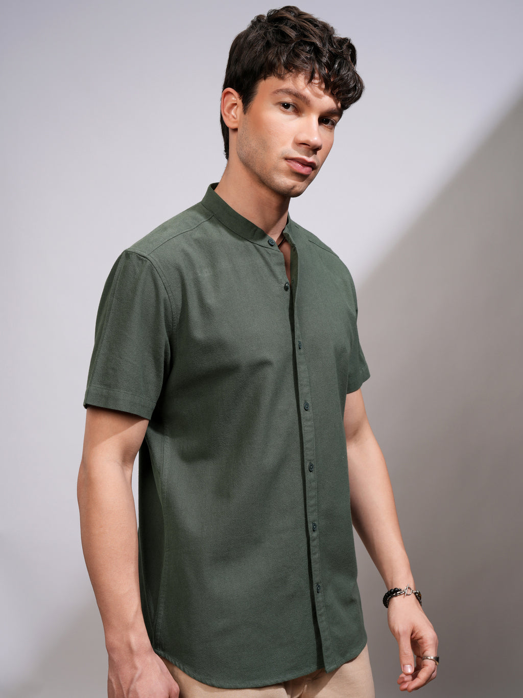 Highlander Men Green Solid Regular Fit Casual Shirt - Green - Image 6