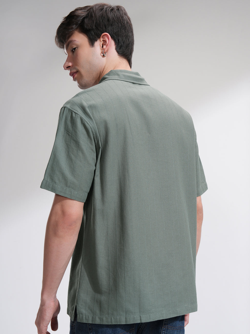 Highlander Men Green Self Design Relaxed Fit Casual Shirt - Green - Image 3