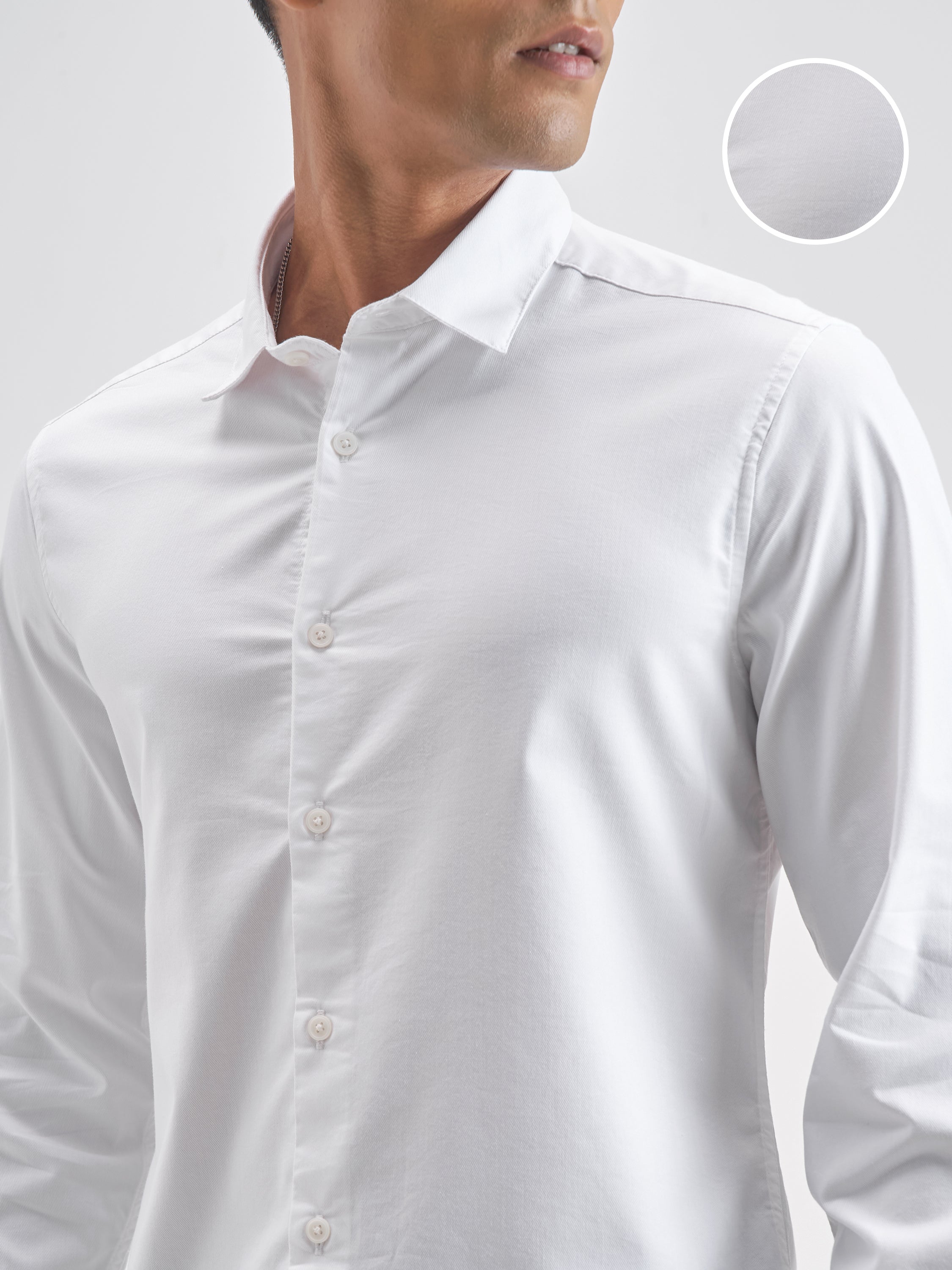 Highlander Men White Solid Slim Fit Casual Shirt - White - Image 5