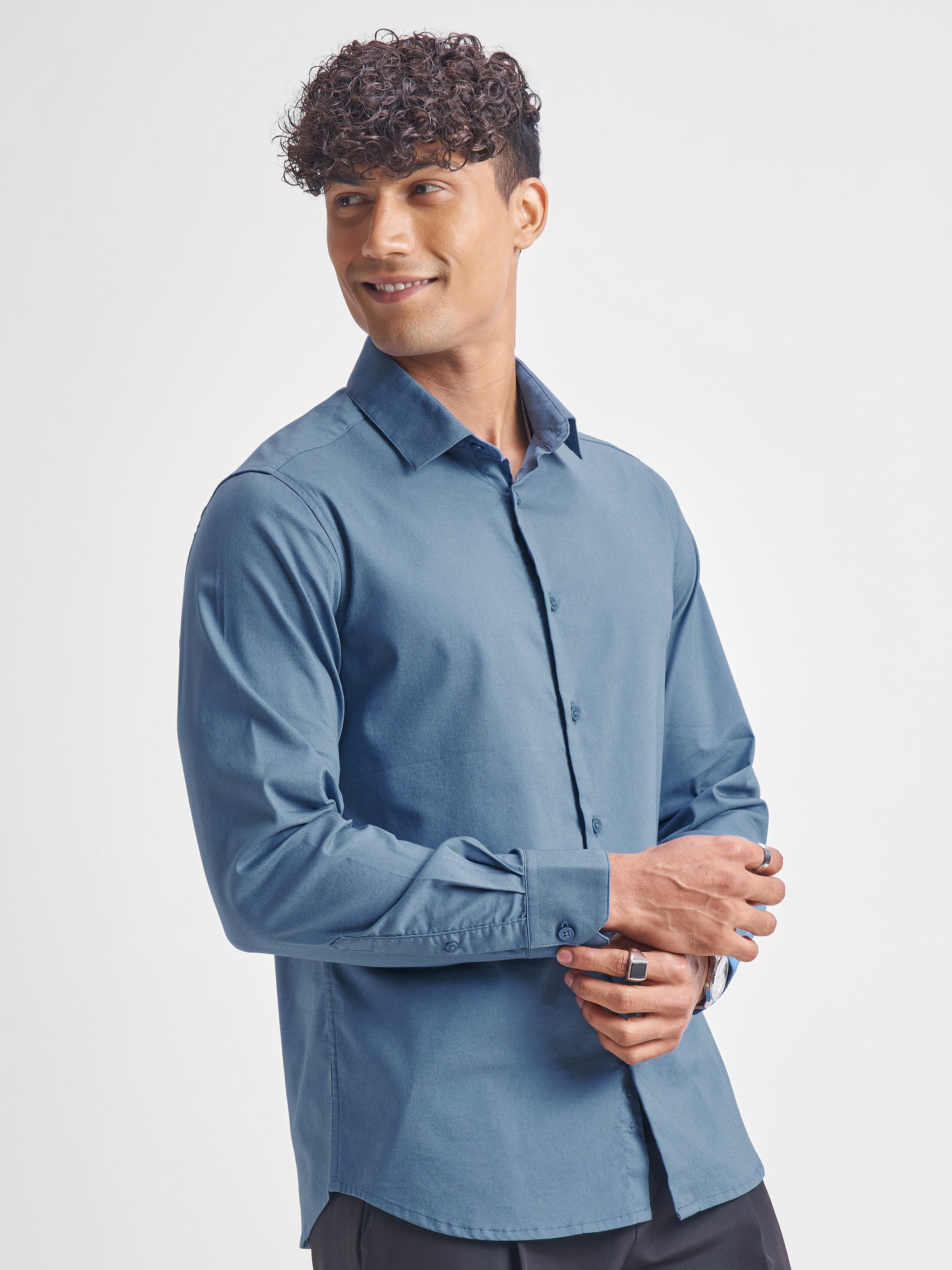 Highlander Men Blue Solid Slim Fit Casual Shirt - Blue - Image 6