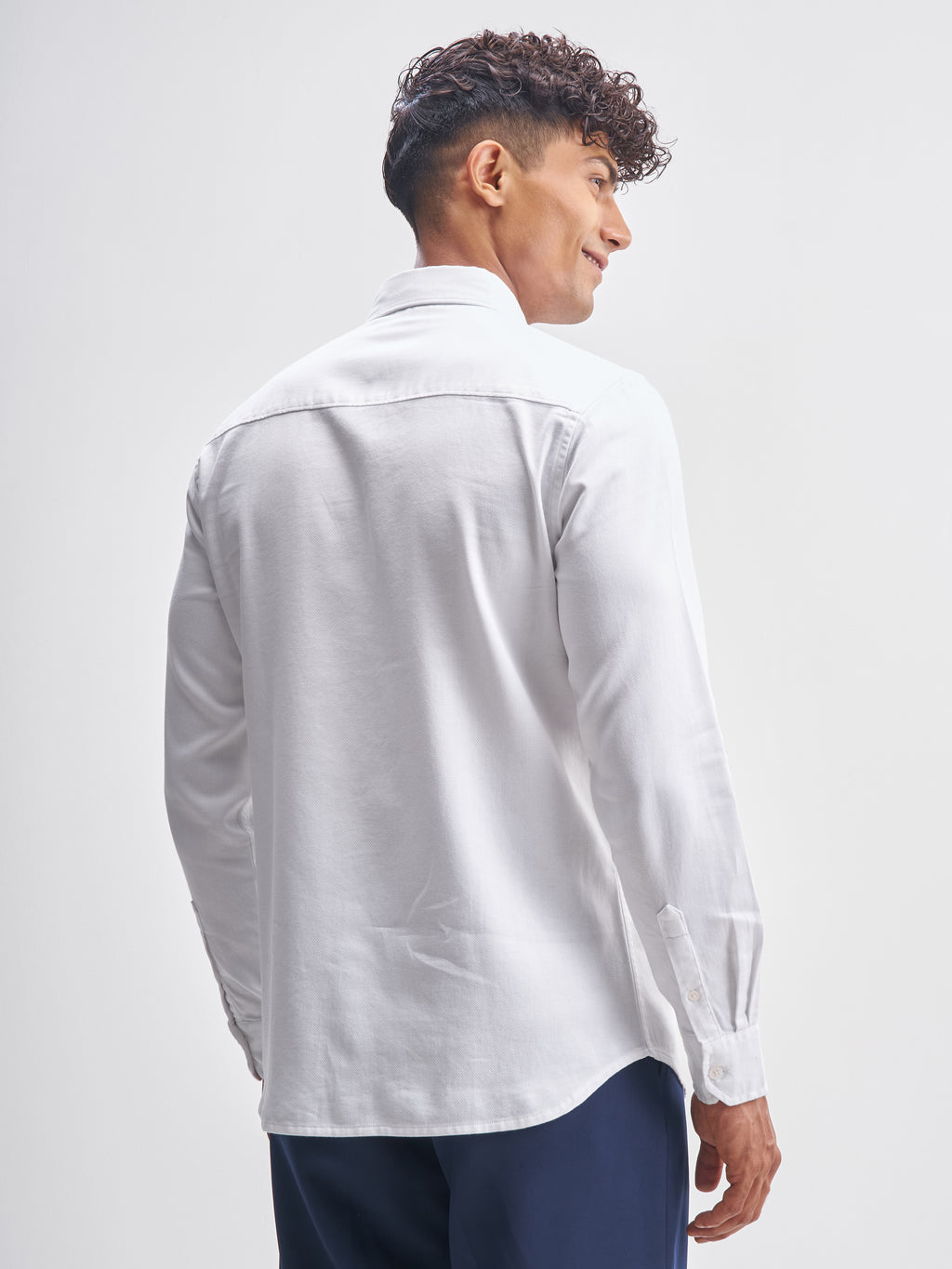 Highlander Men White Solid Regular Fit Casual Shirt - White - Image 3