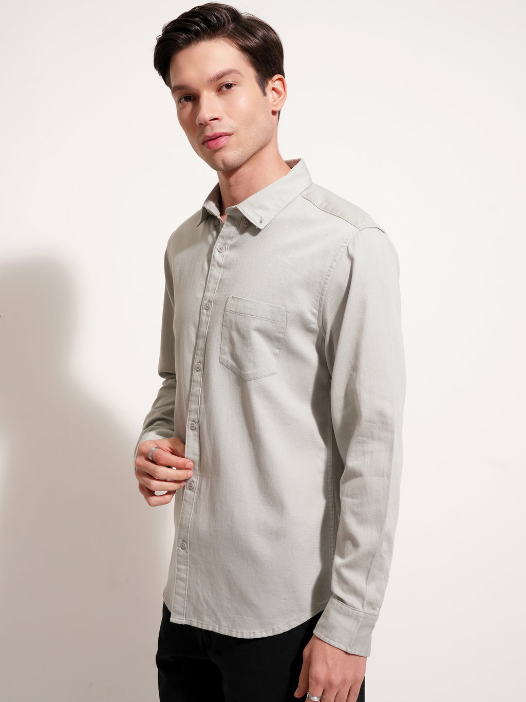 Highlander Men Grey Solid Regular Fit Casual Shirt - Grey - Image 4