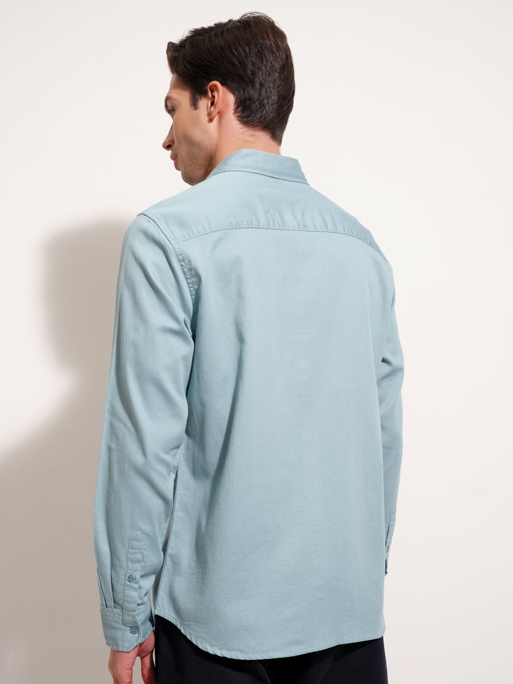 Highlander Men Blue Solid Regular Fit Casual Shirt - Blue - Image 3