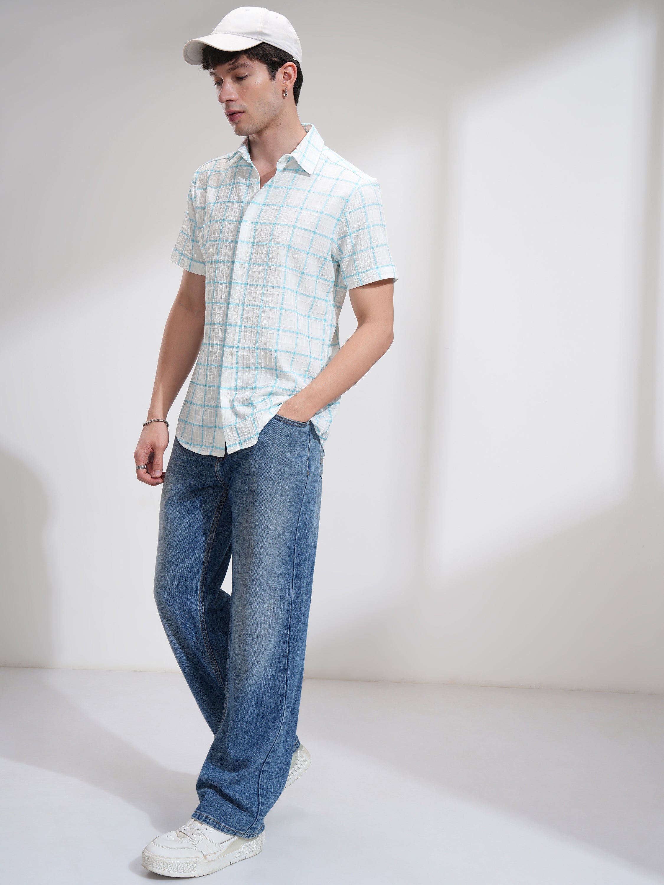 Highlander Men White Checked Regular Fit Casual Shirt - White - Image 2