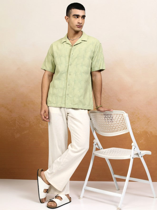 Highlander Men Green Textured Relaxed Fit Casual Shirt - Green - Image 2
