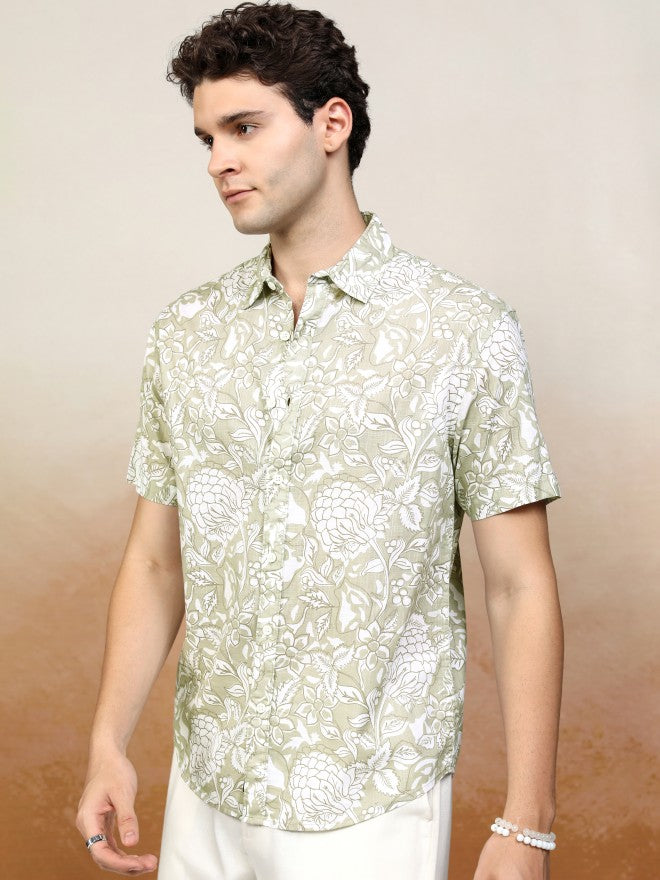 Highlander Men Green Printed Relaxed Fit Casual Shirt - Green - Image 4