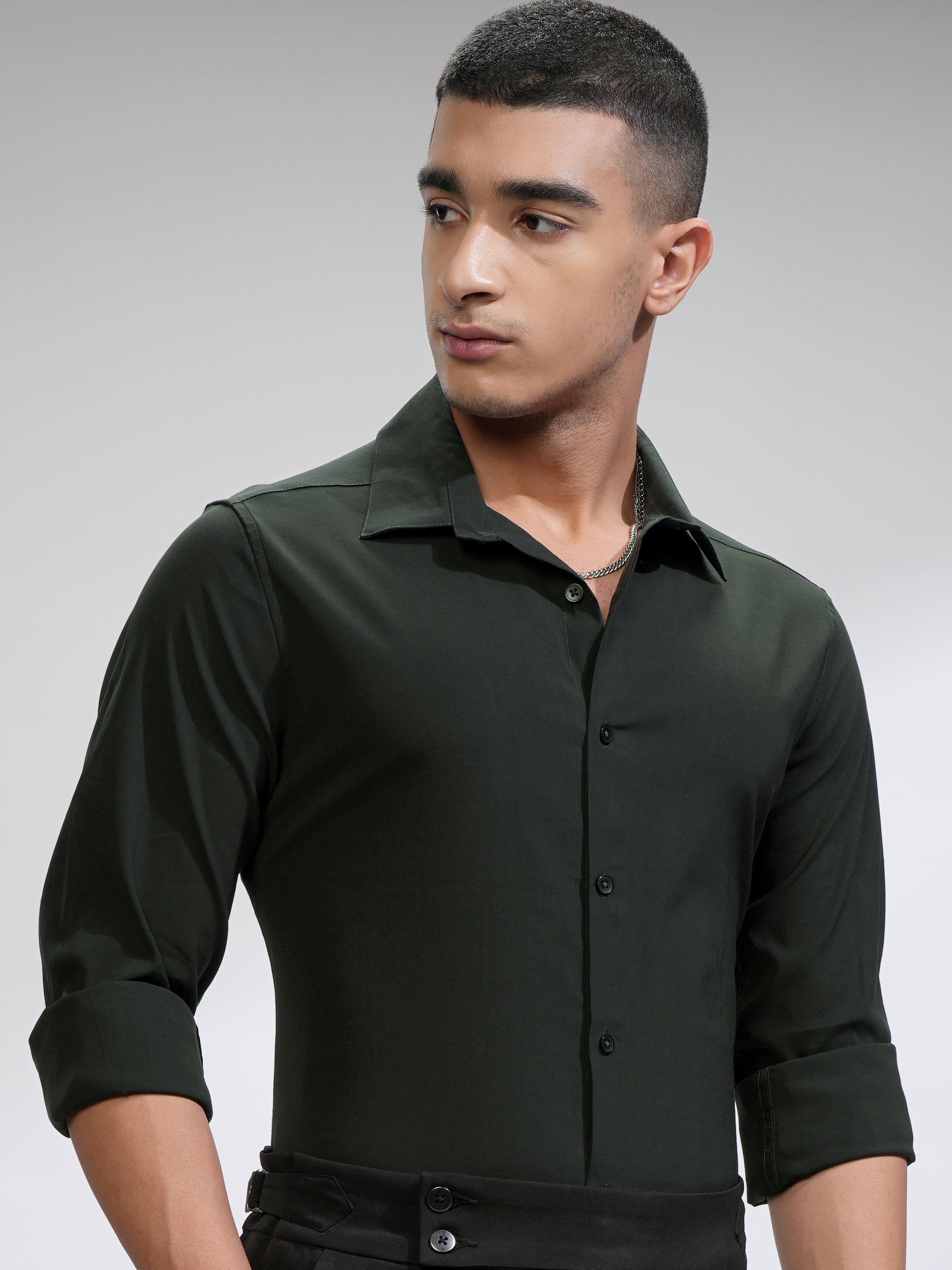 Highlander Men Green Self Design Slim Fit Casual Shirt - Green - Image 1