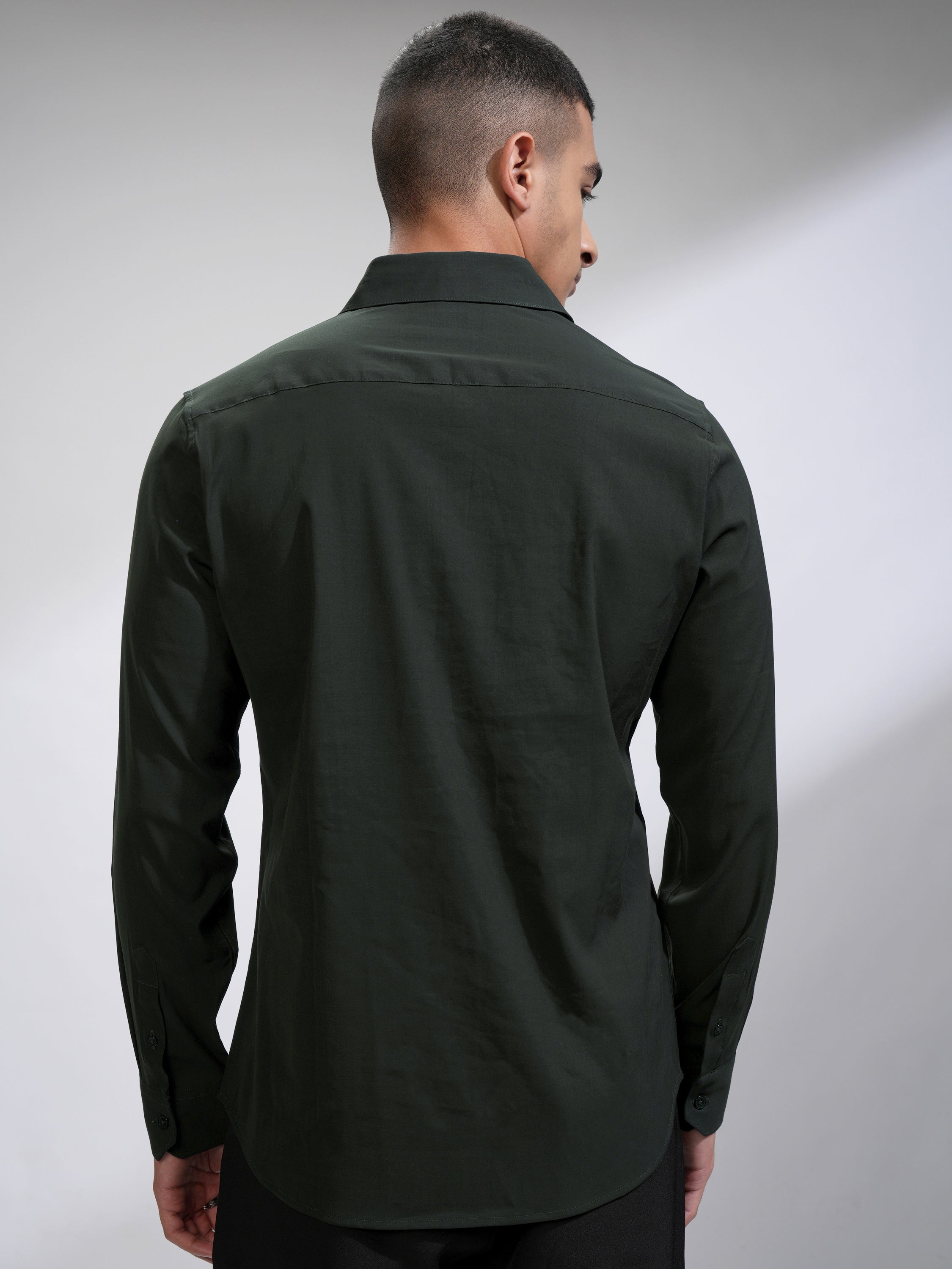 Highlander Men Green Self Design Slim Fit Casual Shirt - Green - Image 3