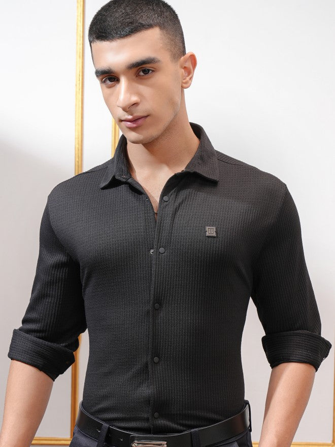 Highlander Men Black Textured Slim Fit Casual Shirt - Black - Image 1