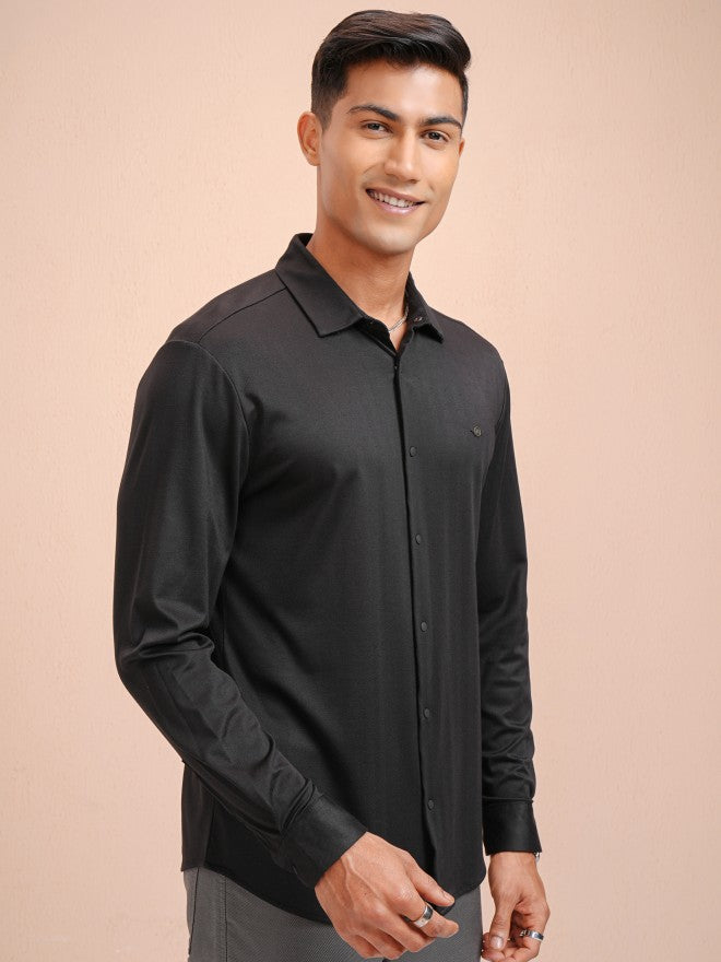 Highlander Men Black Solid Slim Fit Casual Shirt - Black - Image 6