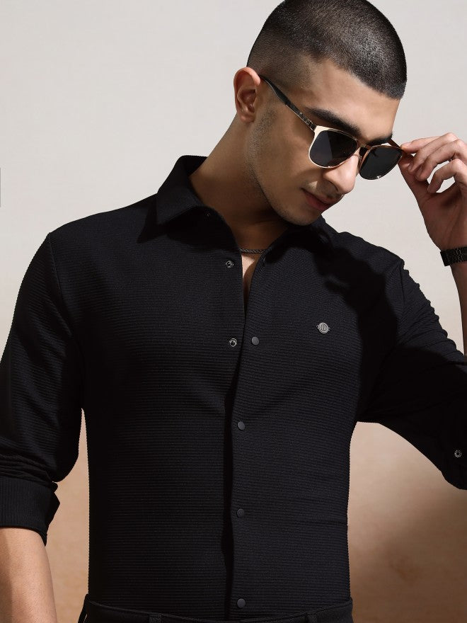 Highlander Men Black Textured Slim Fit Casual Shirt - Black - Image 1