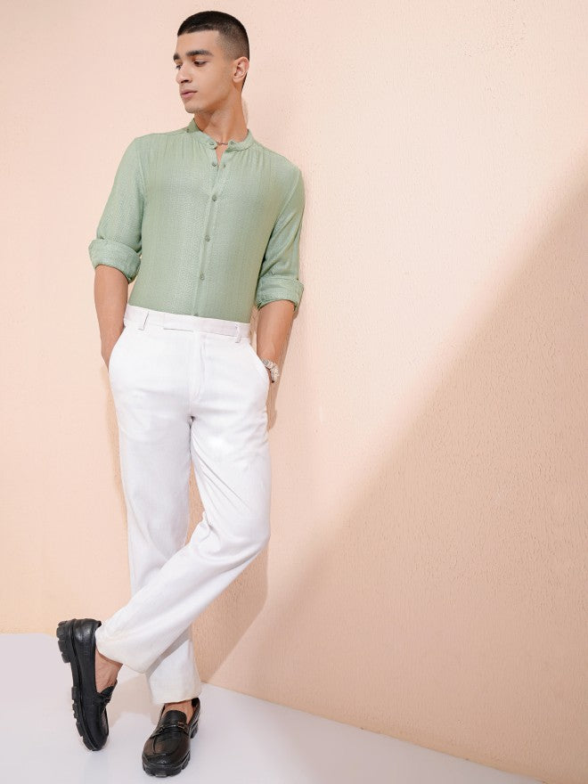 Highlander Men Green Textured Relaxed Fit Casual Shirt - Green - Image 2