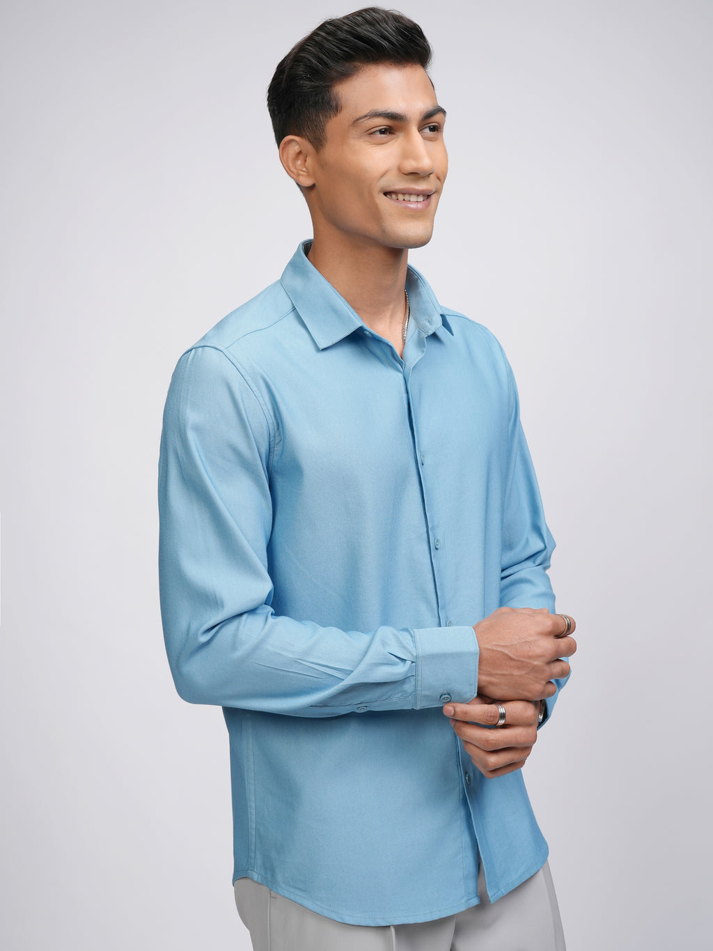 Highlander Men Blue Solid Slim Fit Casual Shirt - Blue - Image 6