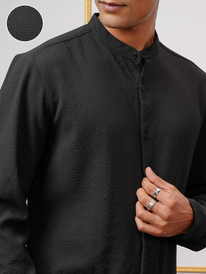 Highlander Men Black Textured Regular Fit Casual Shirt - Black - Image 5