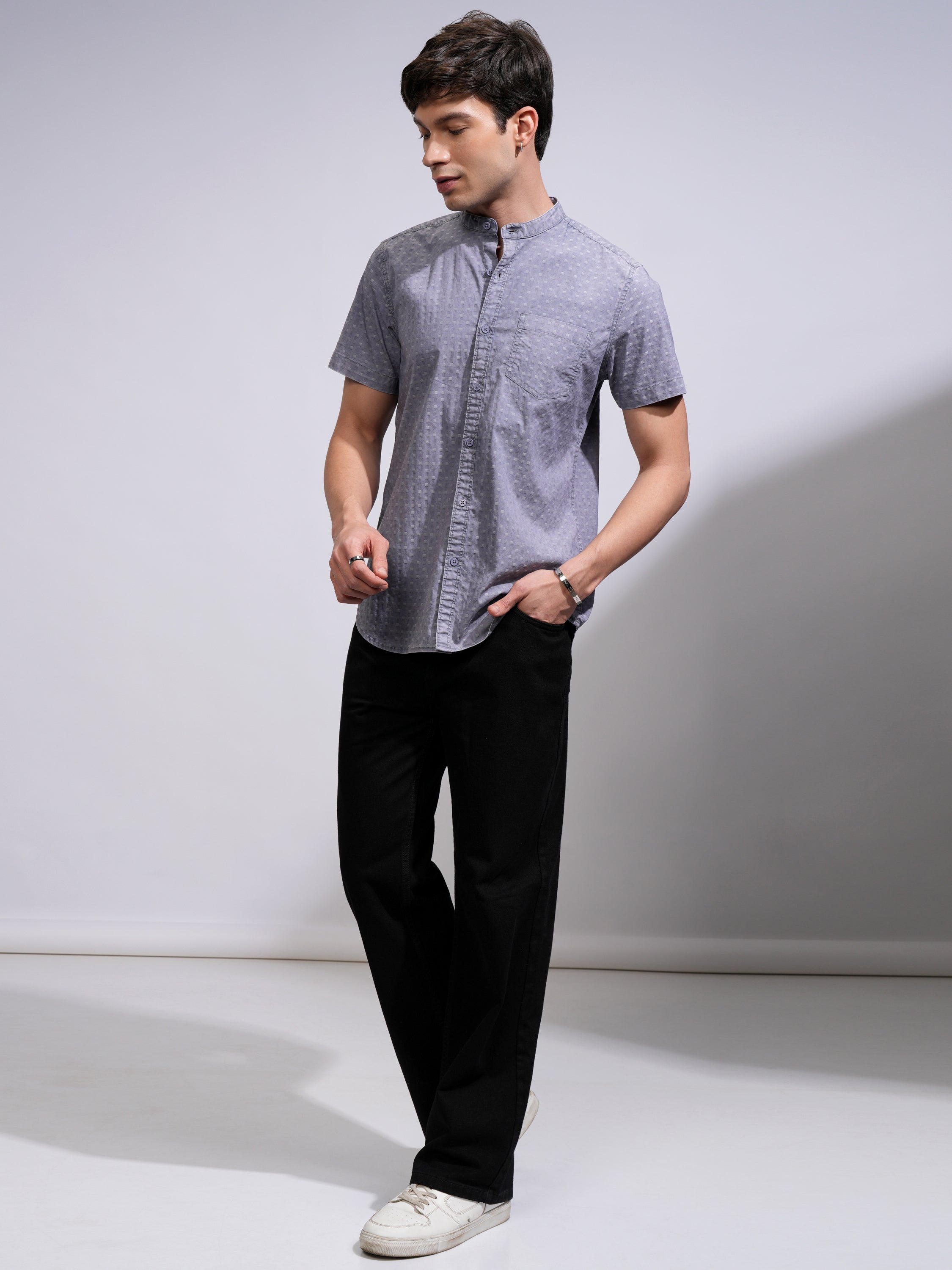 Highlander Men Blue Textured Slim Fit Casual Shirt - Blue - Image 2