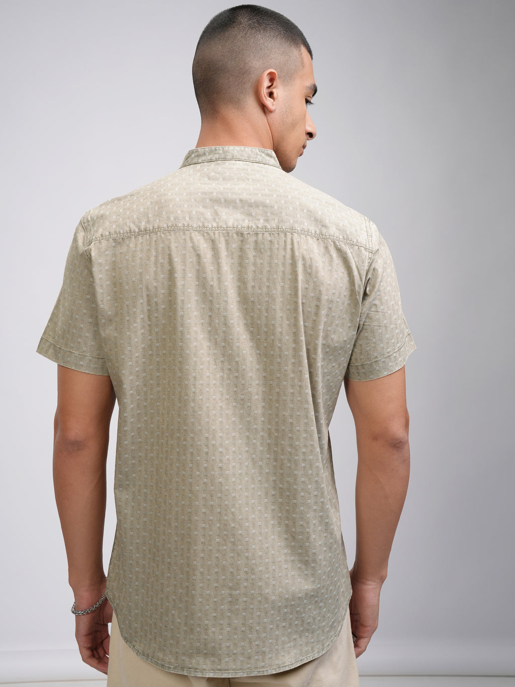 Highlander Men Olive Self Design Slim Fit Casual Shirt - Olive - Image 3
