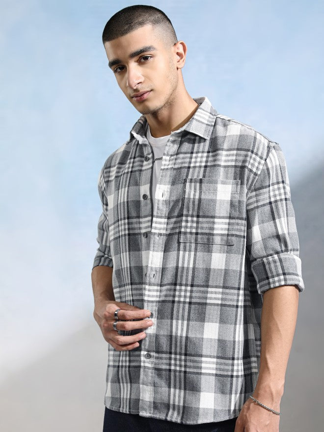 Highlander Men Grey Checked Relaxed Fit Casual Shirt - Grey - Image 4