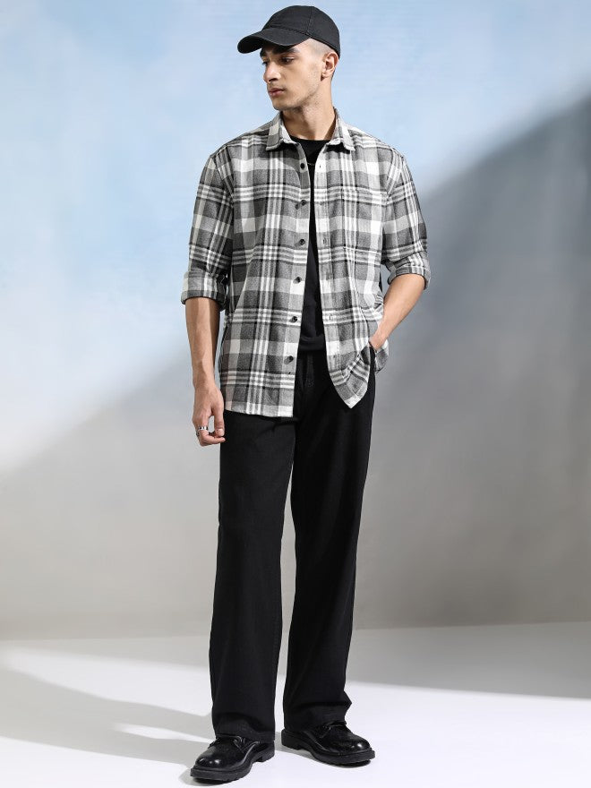 Highlander Men Grey Checked Relaxed Fit Casual Shirt - Grey - Image 2
