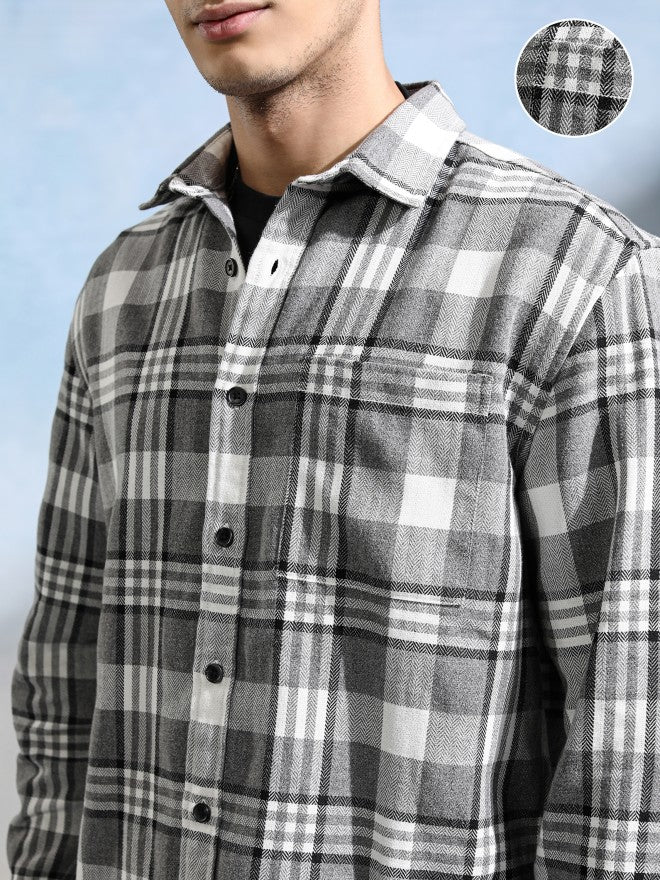 Highlander Men Grey Checked Relaxed Fit Casual Shirt - Grey - Image 5
