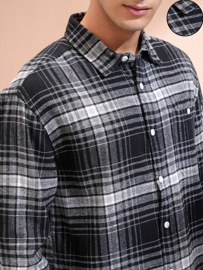 Highlander Men Black Checked Relaxed Fit Casual Shirt - Black - Image 5