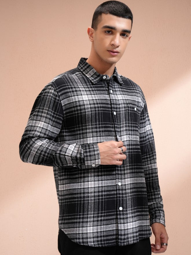 Highlander Men Black Checked Relaxed Fit Casual Shirt - Black - Image 6
