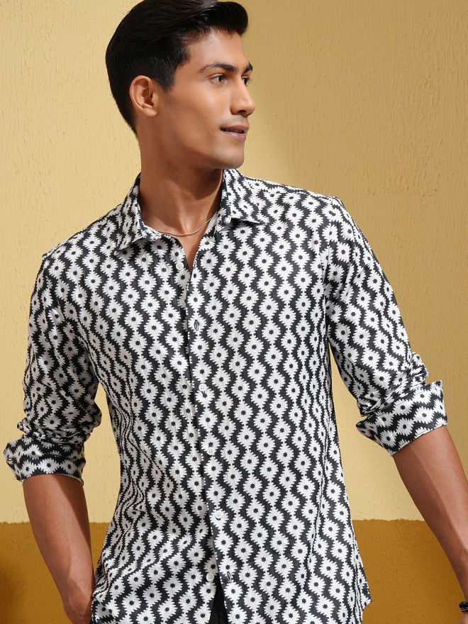 Highlander Men Black Printed Slim Fit Casual Shirt - Black - Image 1