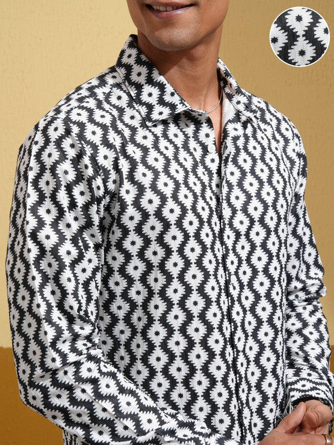Highlander Men Black Printed Slim Fit Casual Shirt - Black - Image 5