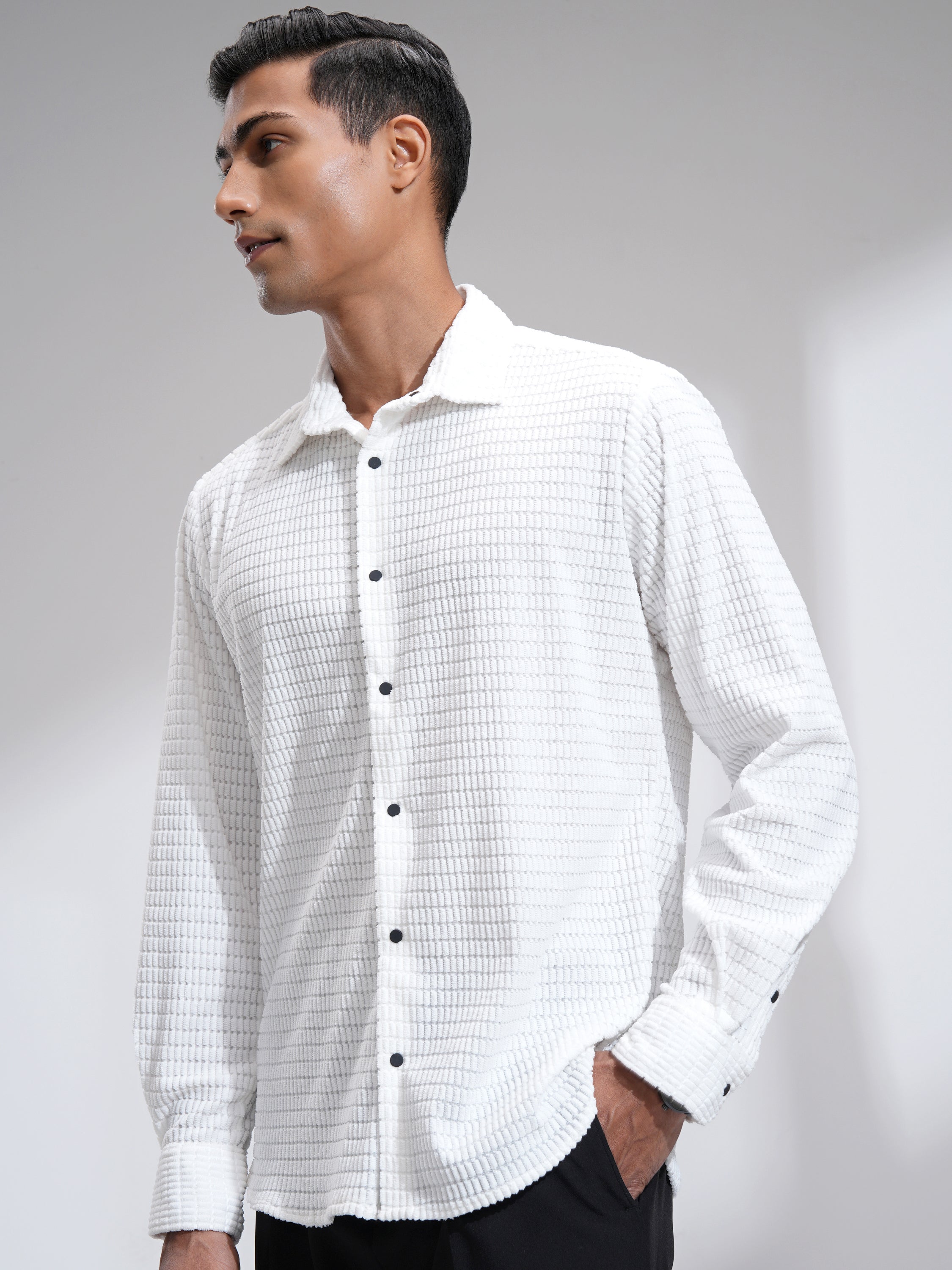 Highlander Men White Textured Slim Fit Casual Shirt - White - Image 4