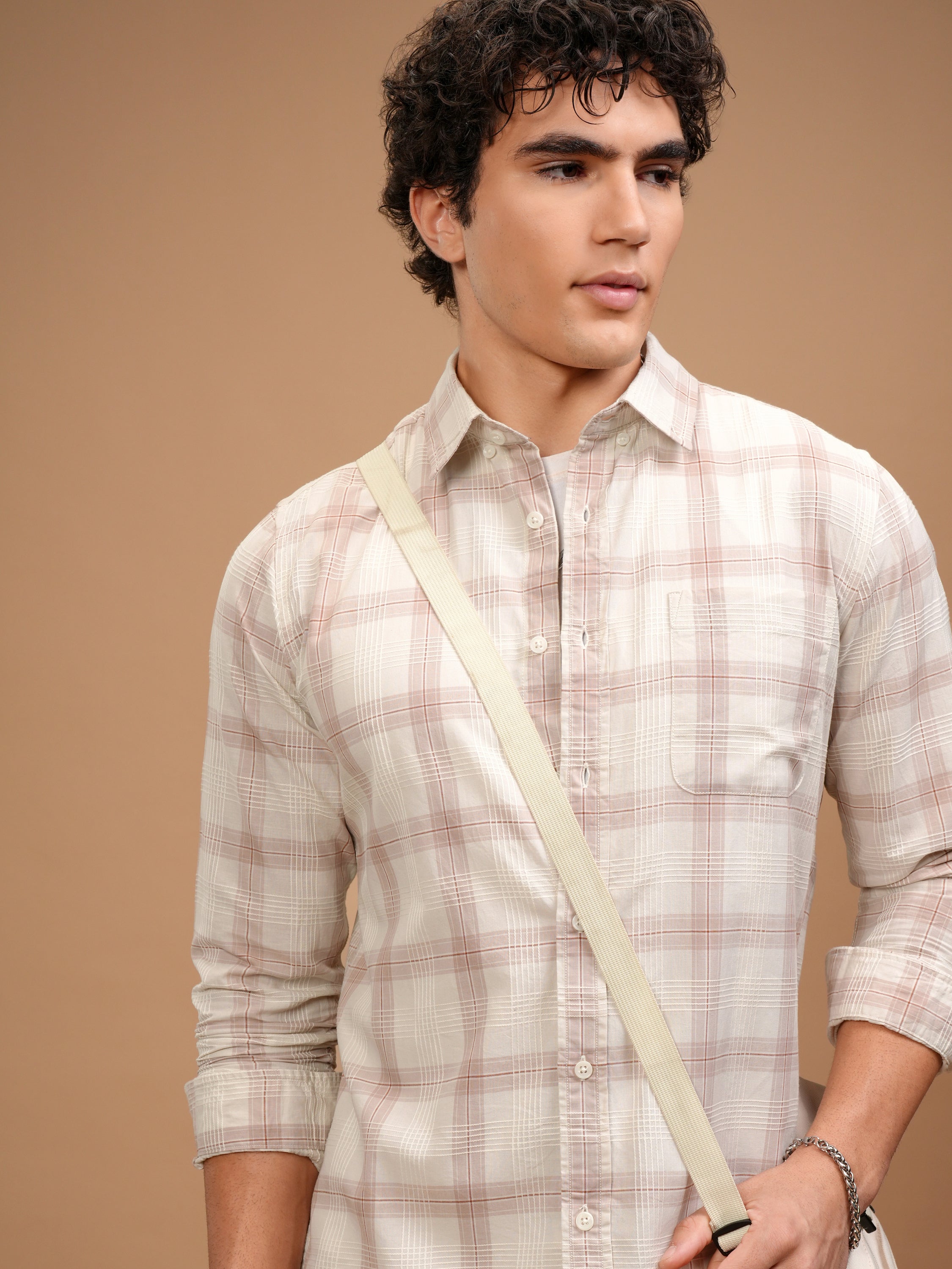 Highlander Men Off White Checked Slim Fit Casual Shirt - Off White - Image 1