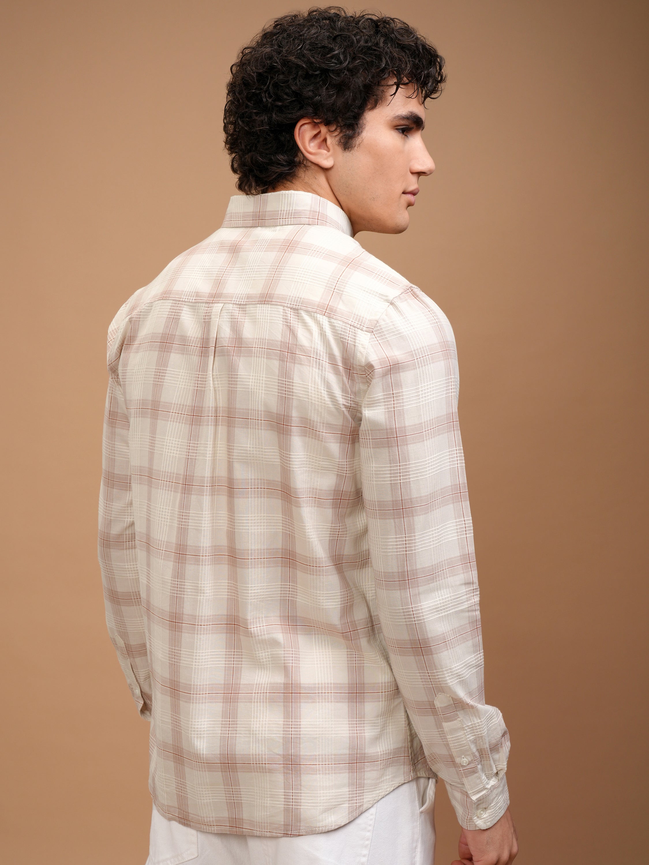 Highlander Men Off White Checked Slim Fit Casual Shirt - Off White - Image 3