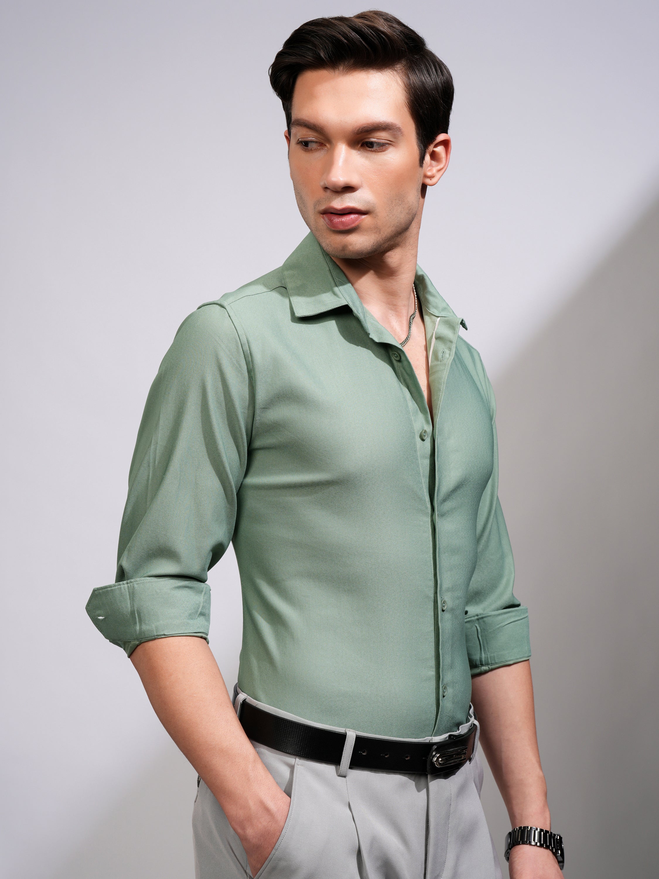 Highlander Men Green Solid Slim Fit Casual Shirt - Green - Image 6