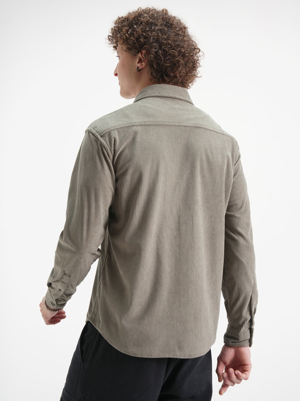 Highlander Men Grey Solid Relaxed Fit Casual Shirt - Grey - Image 3