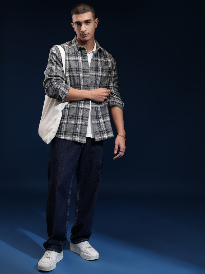 Highlander Men Grey Checked Relaxed Fit Casual Shirt - Grey - Image 2