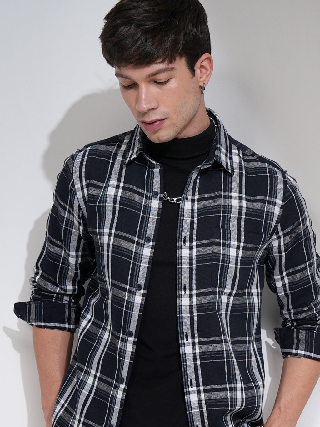 Highlander Men Navy Blue Checked Slim Fit Casual Shirt - Navy Blue - Image 1