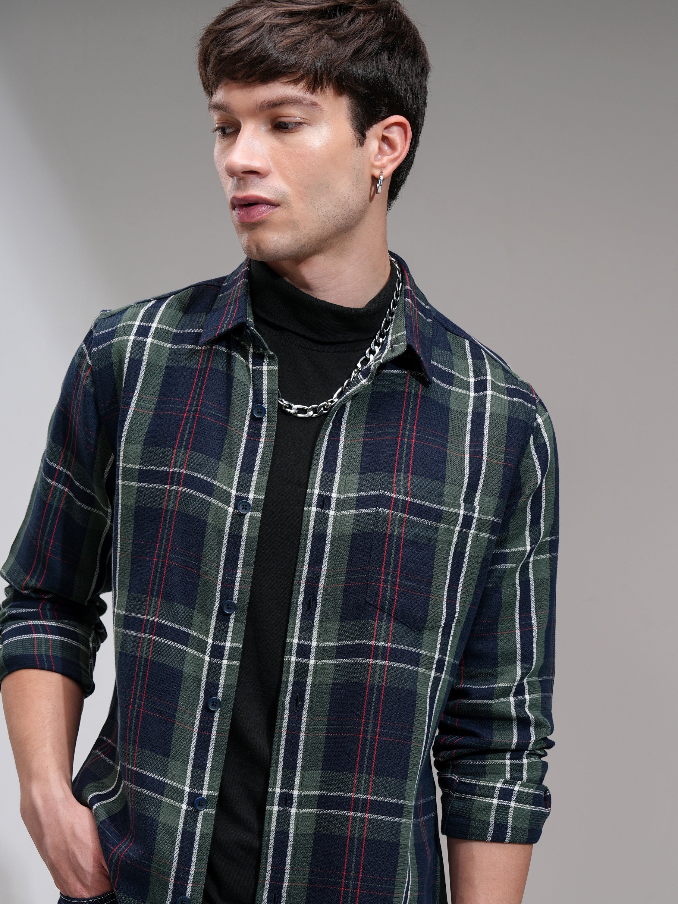 Highlander Men Green Checked Slim Fit Casual Shirt - Green - Image 1